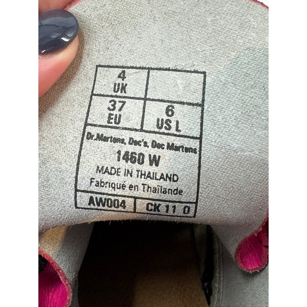 Dr Martens 1460W Hot Pink Patent Leather Lace Up Combat Boots Women's Size 6 - Picture 13 of 14